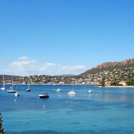 Sleeps 8 Air Con Wifi Antheor-Cap-Roux