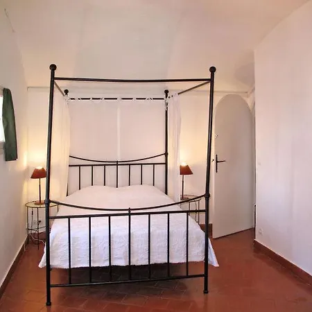 Сasa de vacaciones Sleeps 8 Air Con Wifi Antheor-Cap-Roux